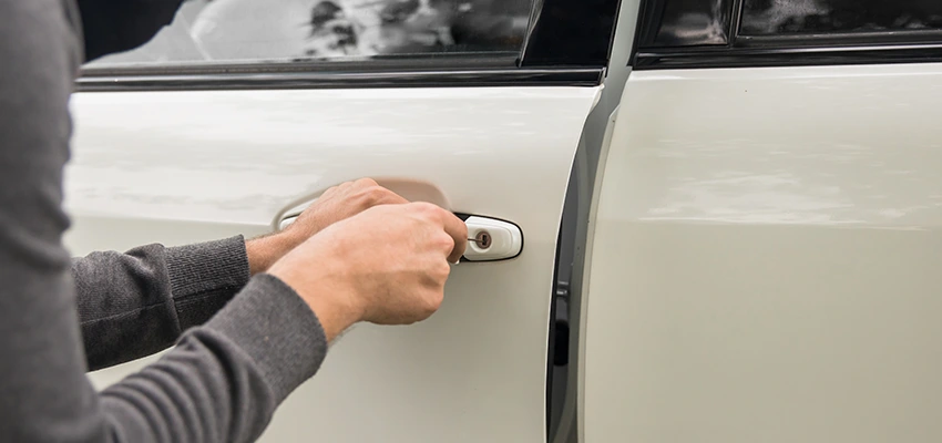 Unlock Car Door Service in Holtville, CA